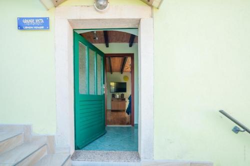Apartments Dugi Otok Grande Vista Lemon House005